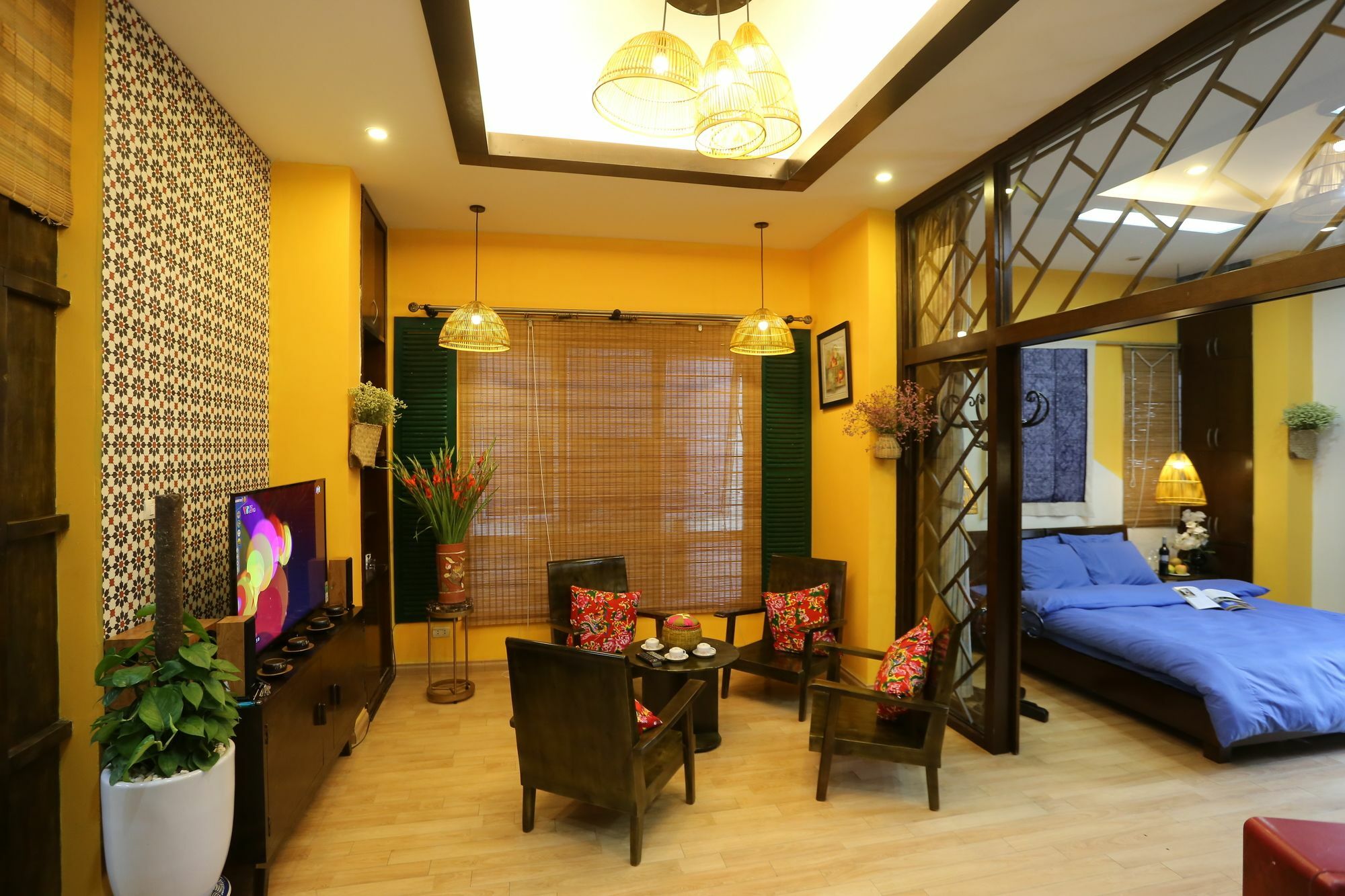 Tuti Lakeside Homestay Hanoi Esterno foto